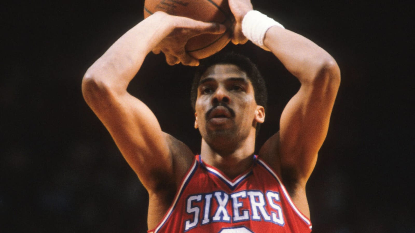 10 Greatest Philadelphia 76ers Players Of All Time