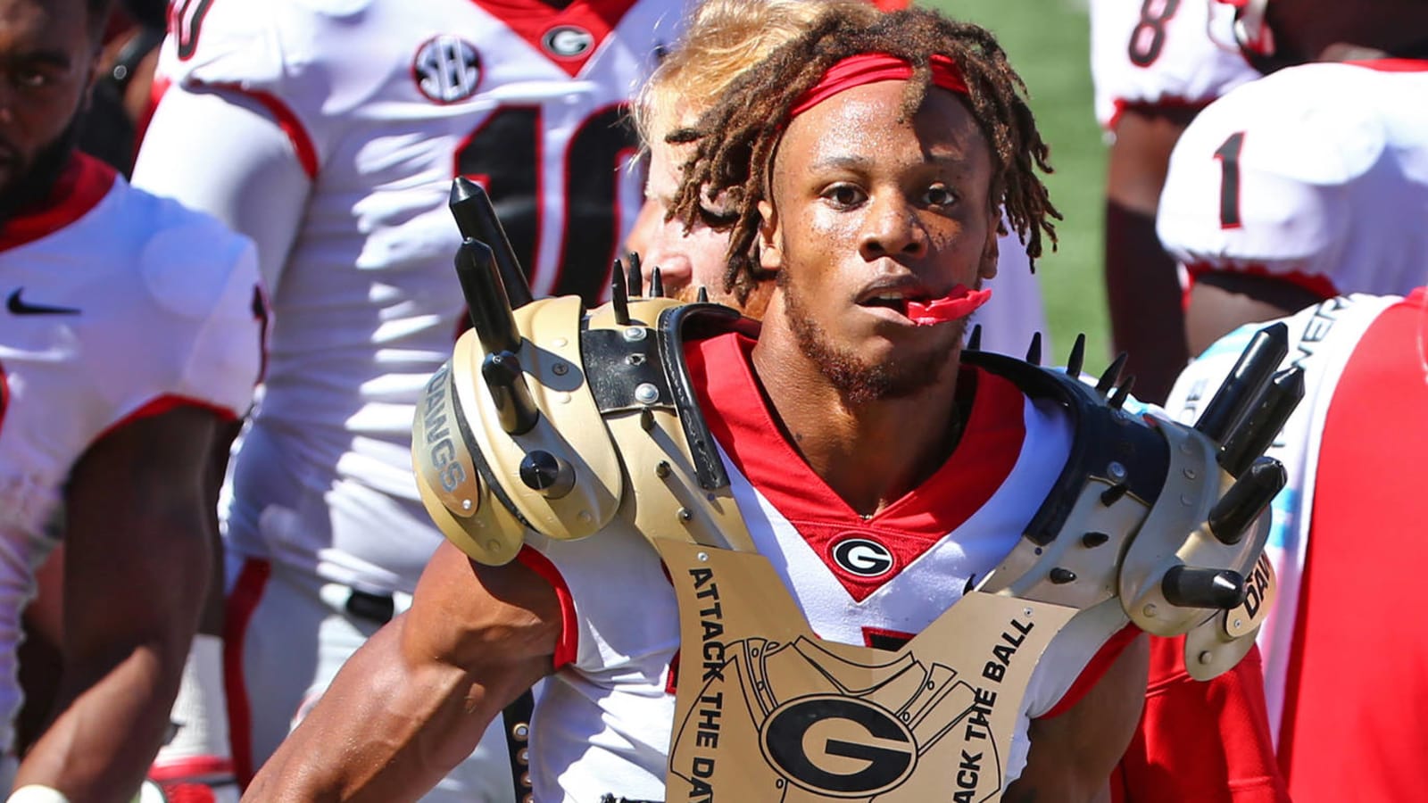 WATCH: Georgia DB Eric Stokes blocks punt with his face, then scores