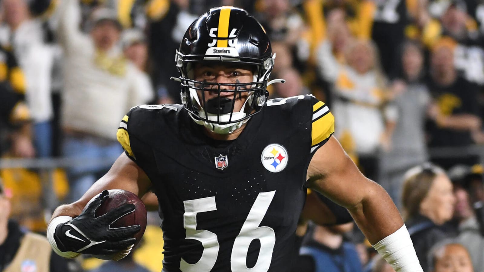 Steelers OLB Alex Highsmith questionable to return after going down with neck injury vs Patriots