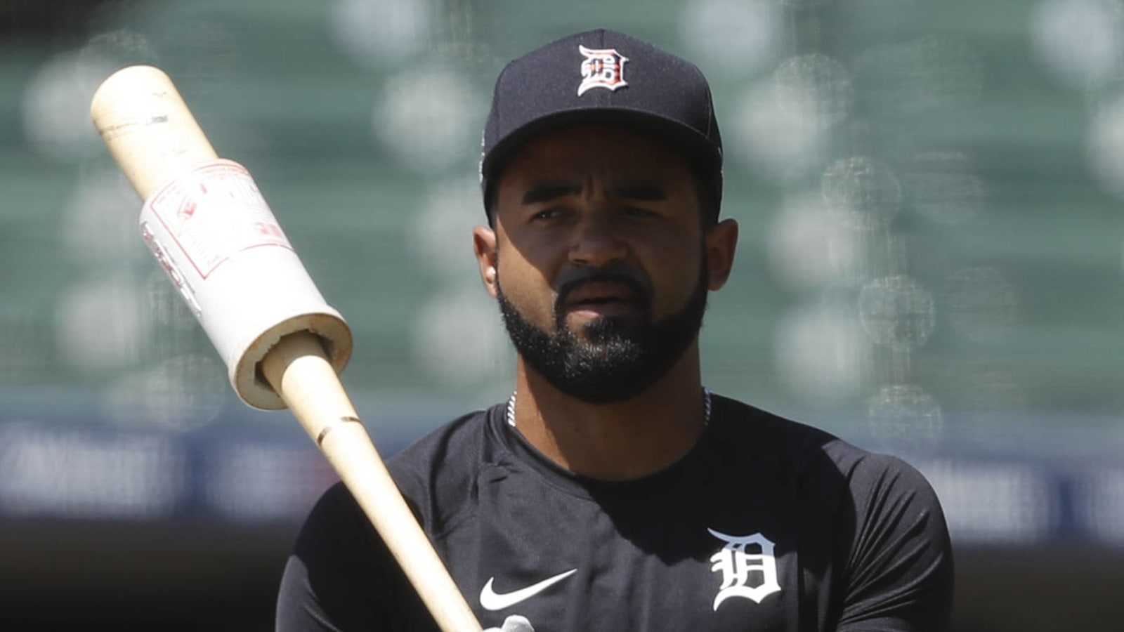 Watch: Tigers rookie OF Derek Hill makes stunning catch