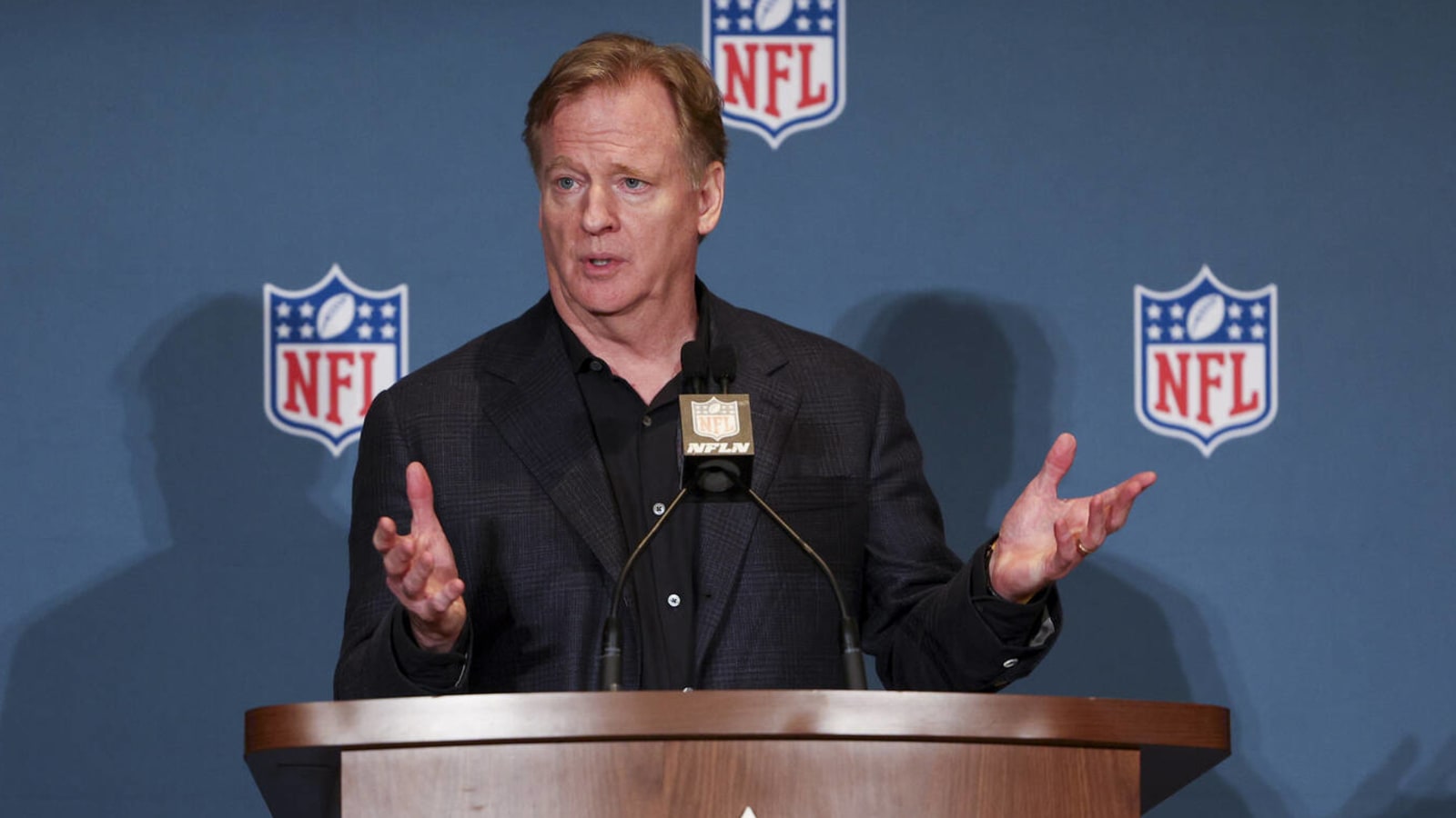 NFL hopefuls prepare to hug it out with Roger Goodell