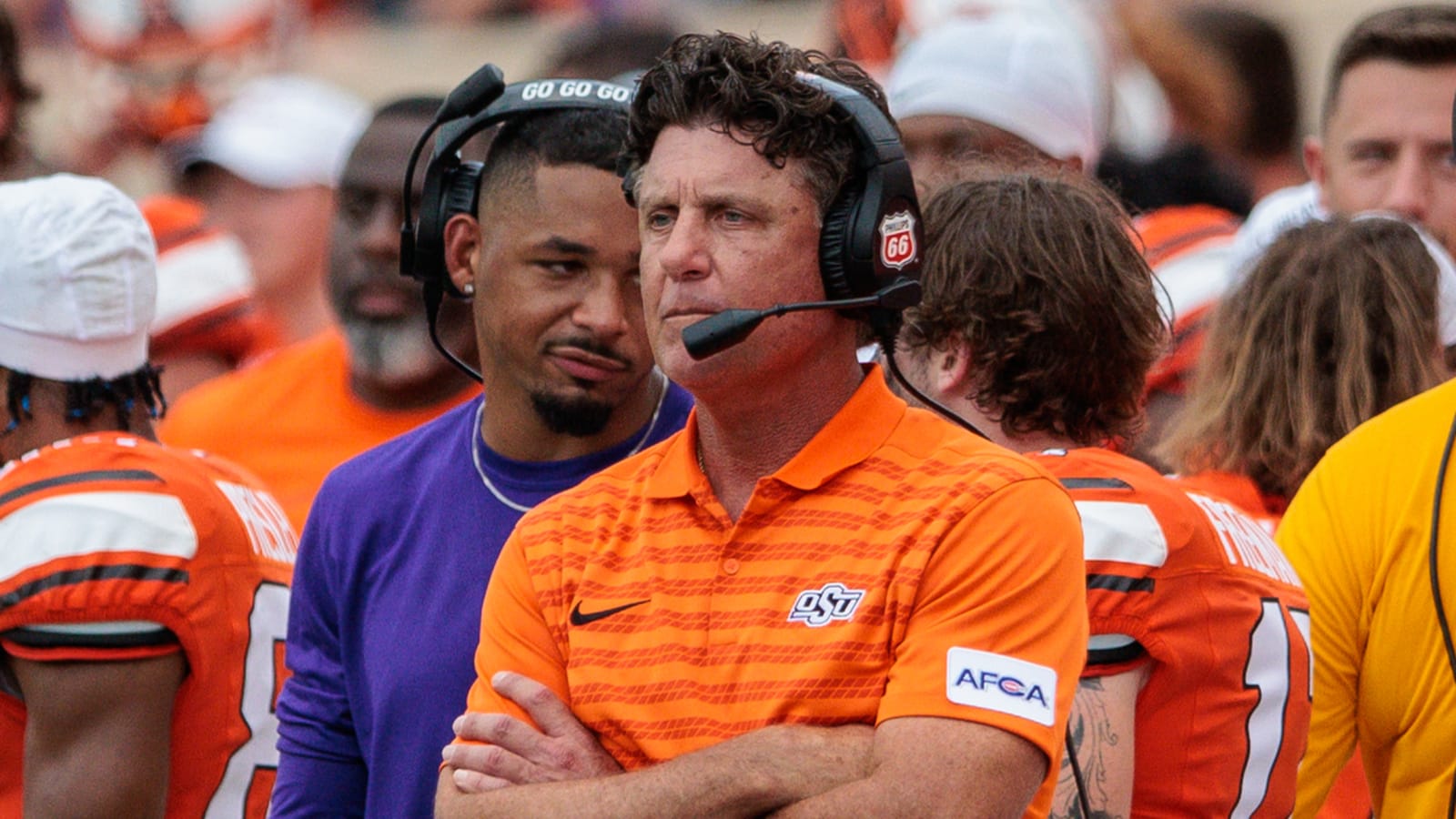 Oklahoma State reaches deal to bring back Mike Gundy as HC Yardbarker