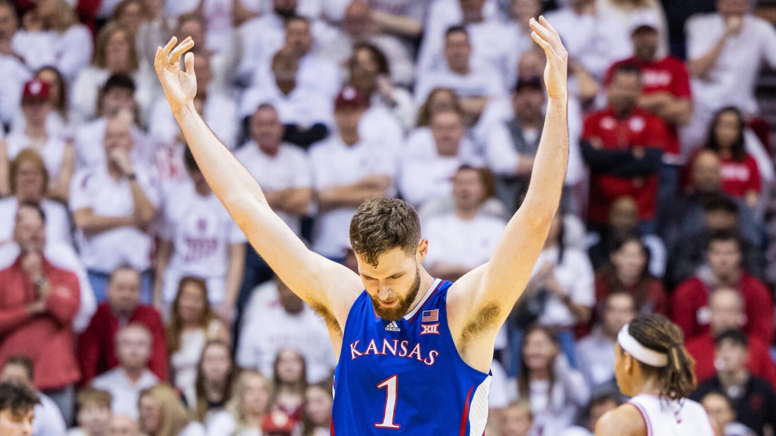 Watch: Kansas survives TCU's upset bid