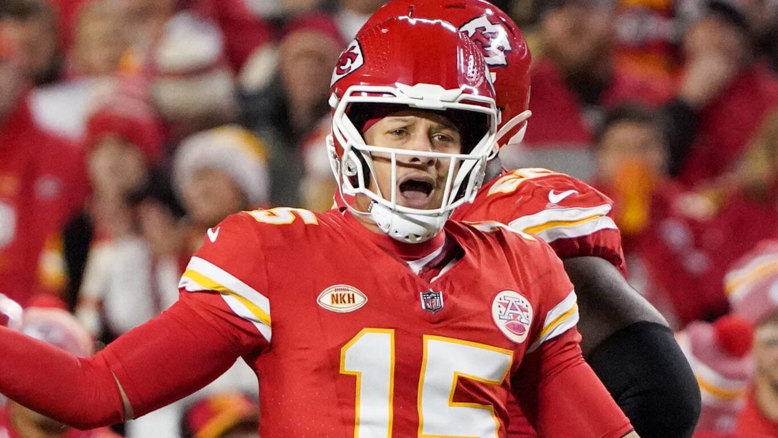 Andy Reid, Patrick Mahomes hit with huge fines