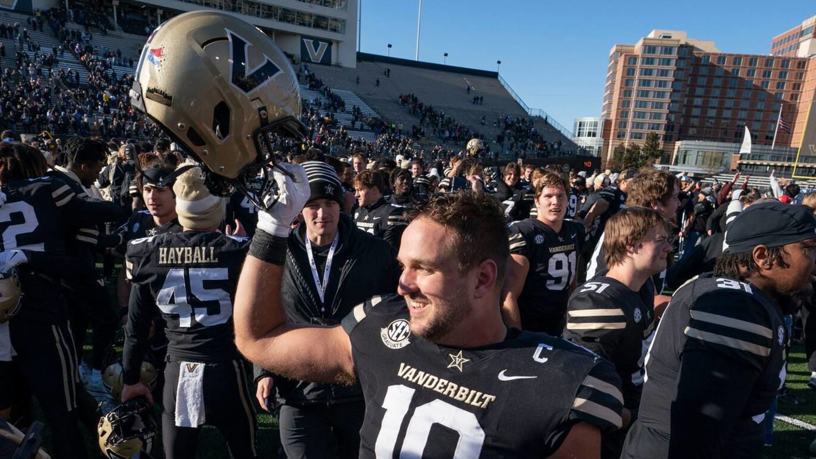 Vanderbilt mocked over slowest 'rushing the field' ever