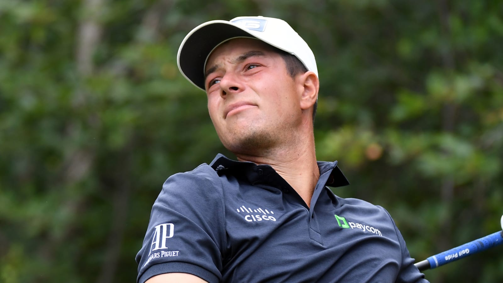 Broken toe fails to impede Viktor Hovland’s progress at The Sentry