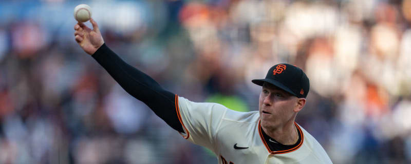 Giants' DeSclafani exits game vs. Mets early with ankle discomfort