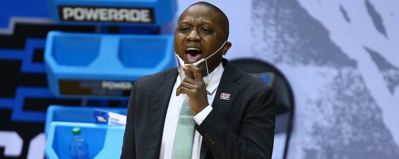 Cleveland St. extends Dennis Gates through 2026-27