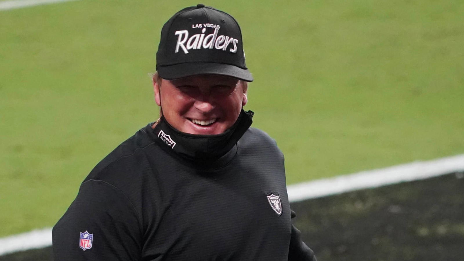 Winners, losers from Raiders' upset win in Las Vegas debut