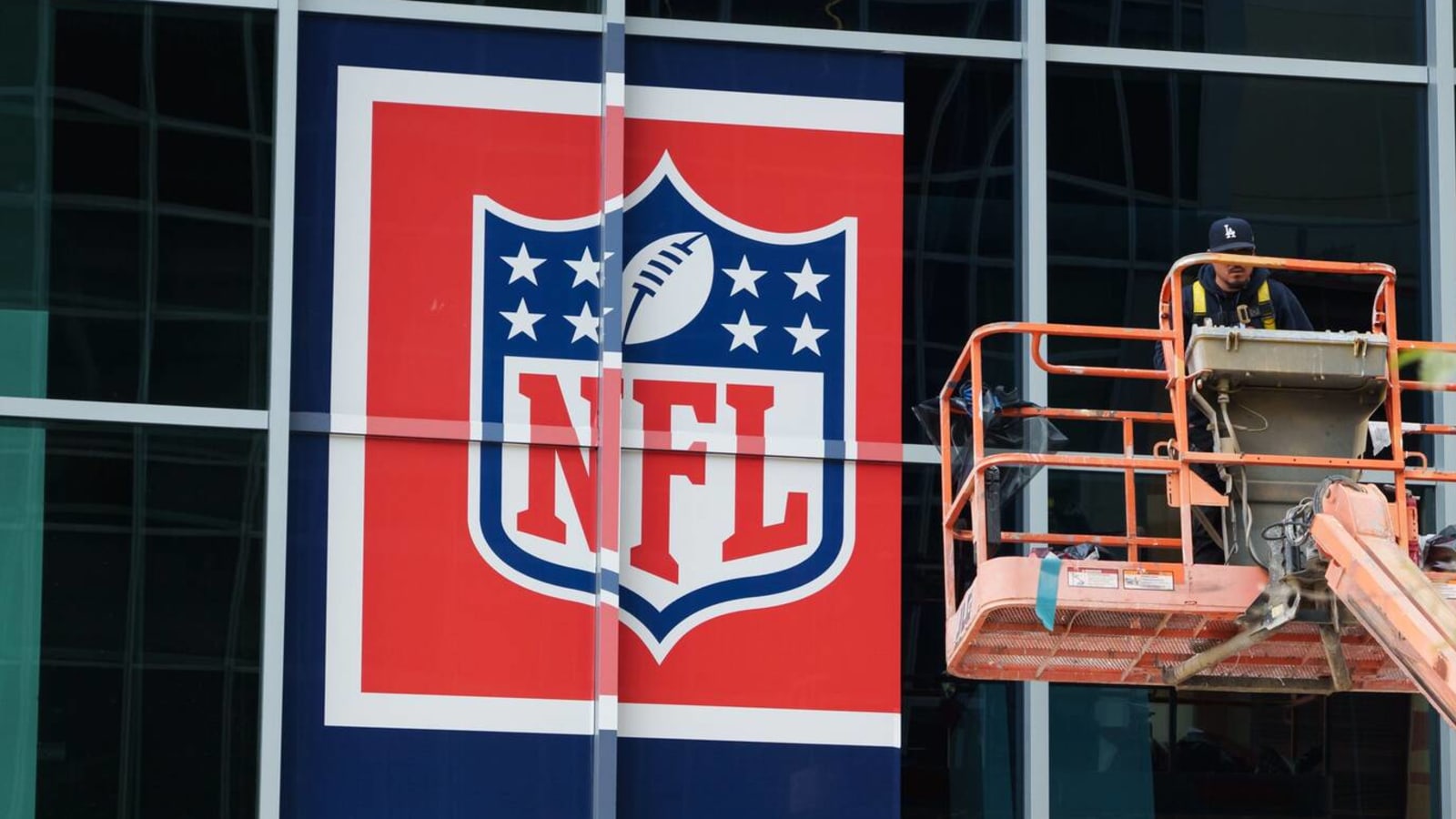 NFL makes major accusation against NFLPA in grievance about running backs