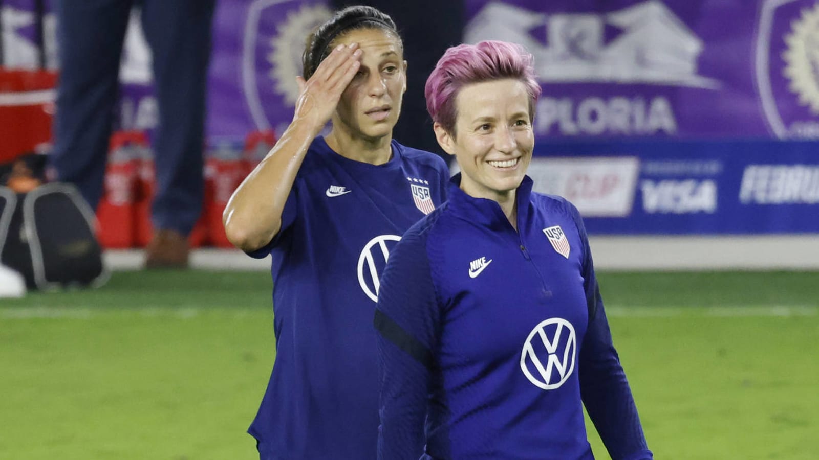Rapinoe USWNT jersey represents fight for equal pay Yardbarker