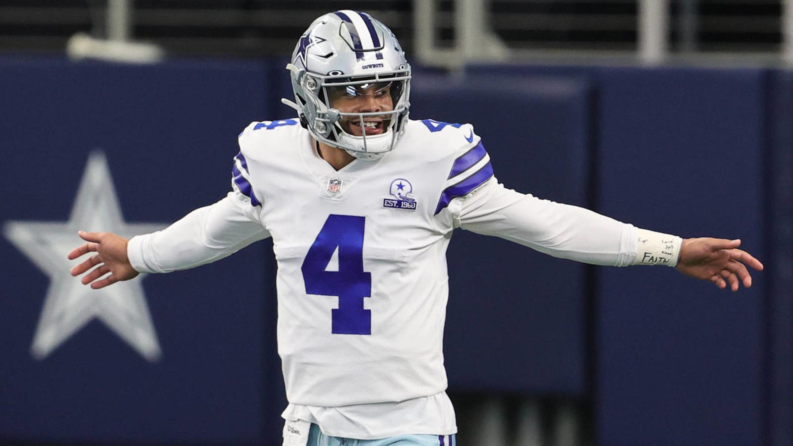 Could Carolina Panthers trade for Dak Prescott?