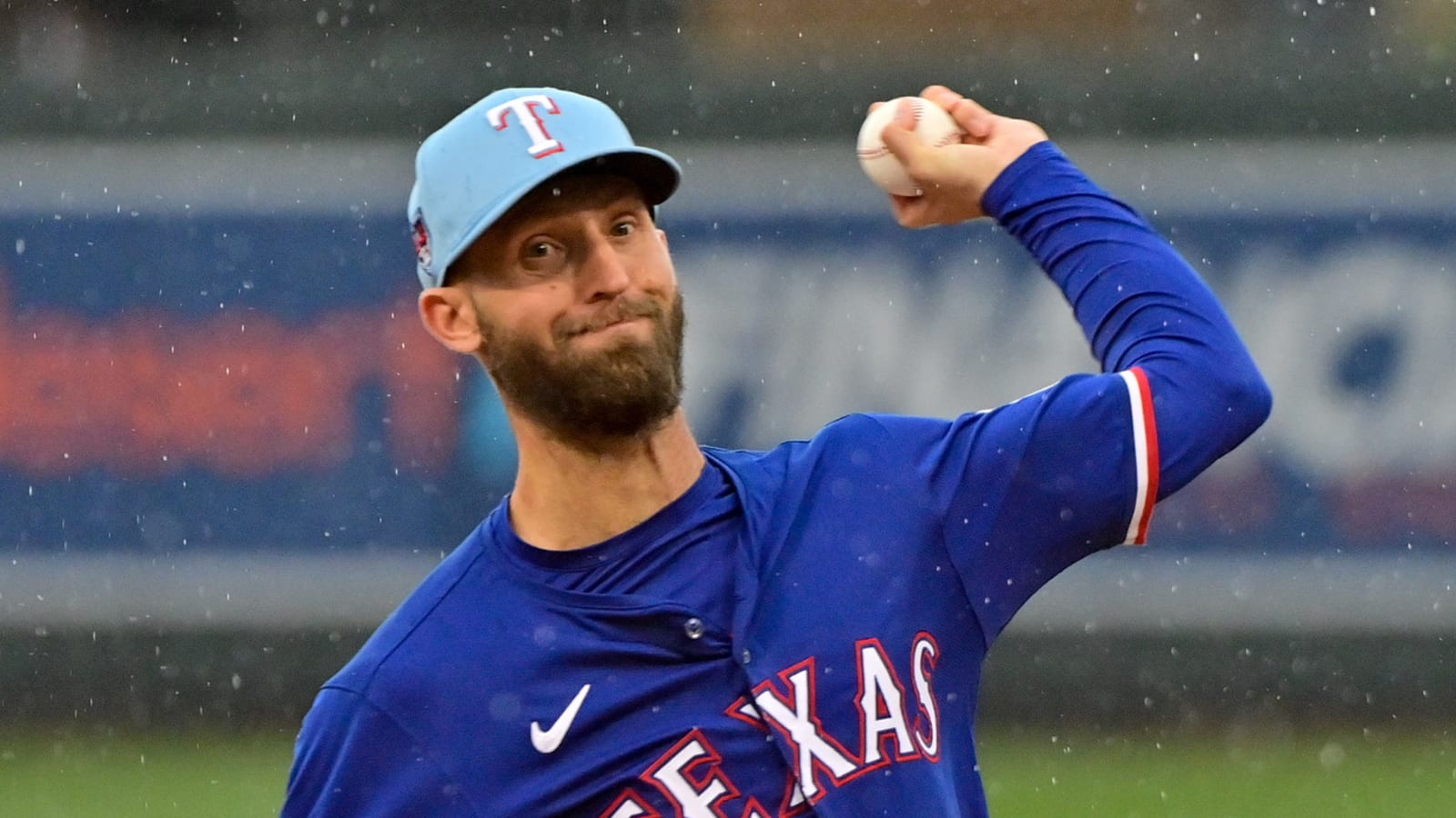 Veteran lefty elects free agency