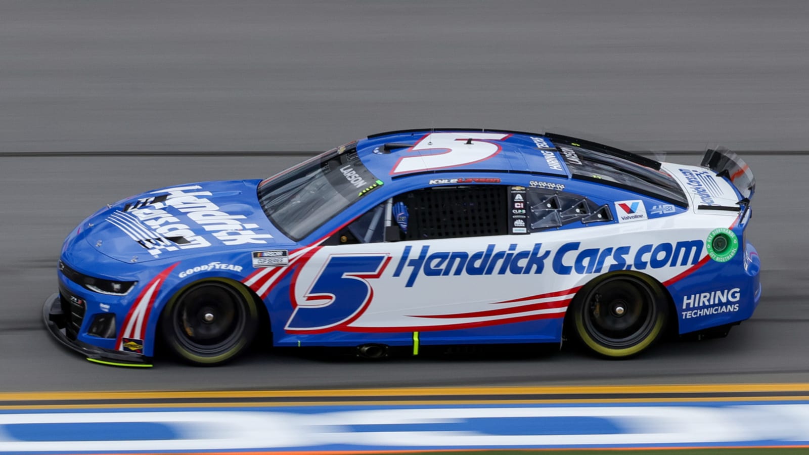 Has a championship favorite emerged in the NASCAR playoffs?