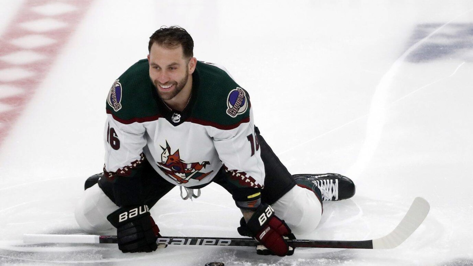 Arizona Coyotes trade Jason Zucker to the Nashville Predators for draft pick