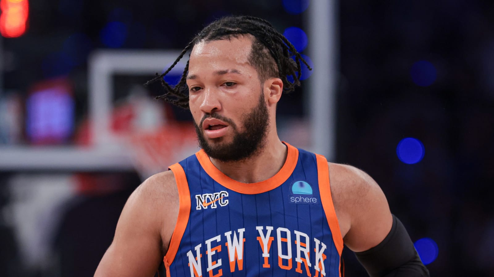Knicks star makes unprecedented decision with extension