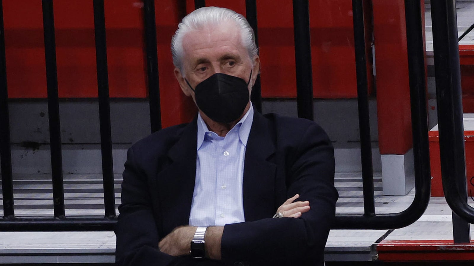 Riley hit with $25K tampering fine for comments about LeBron