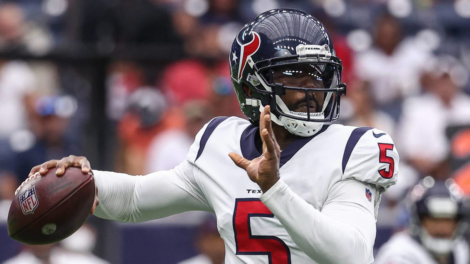 Texans QB Tyrod Taylor to practice Wednesday, will be starter when healthy