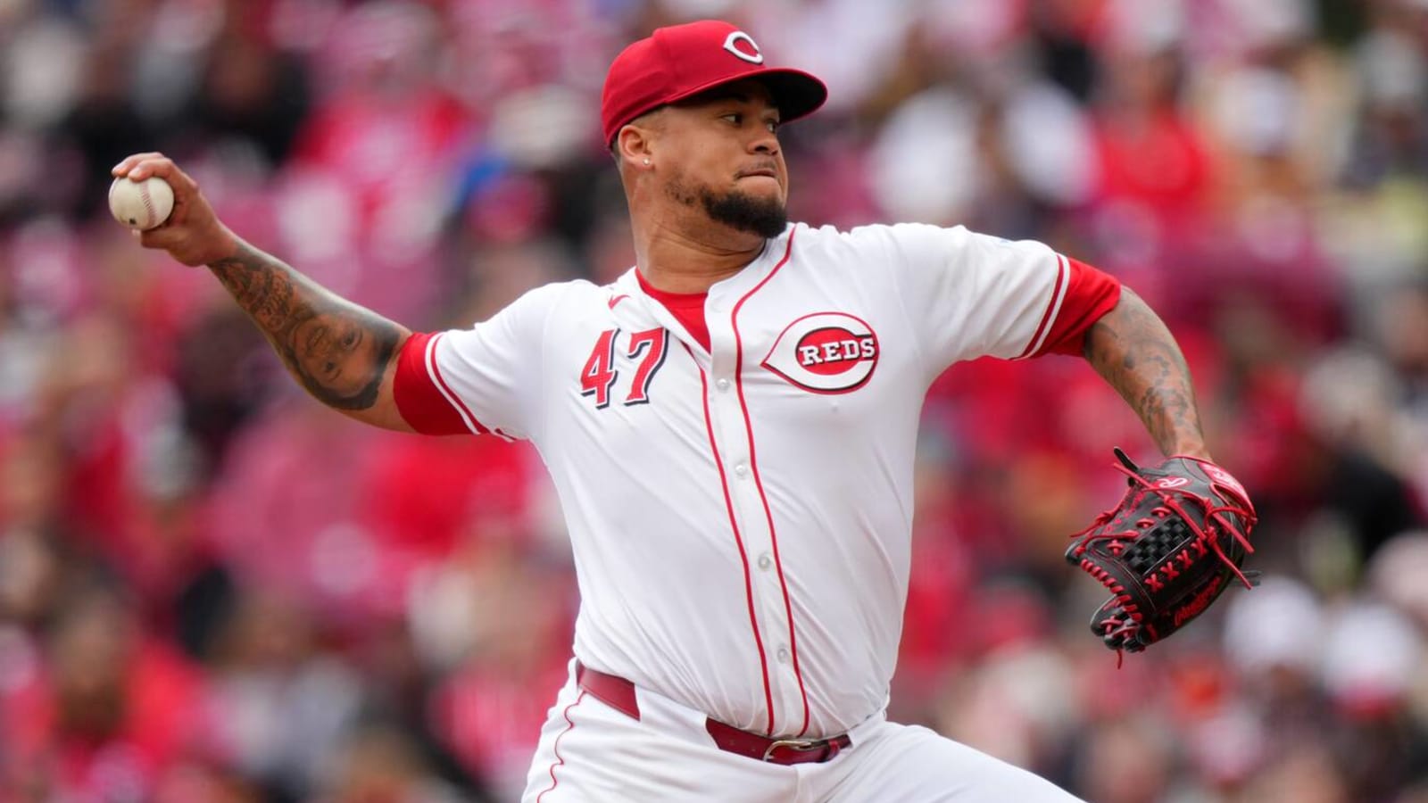 Reds place veteran RHP on injured list