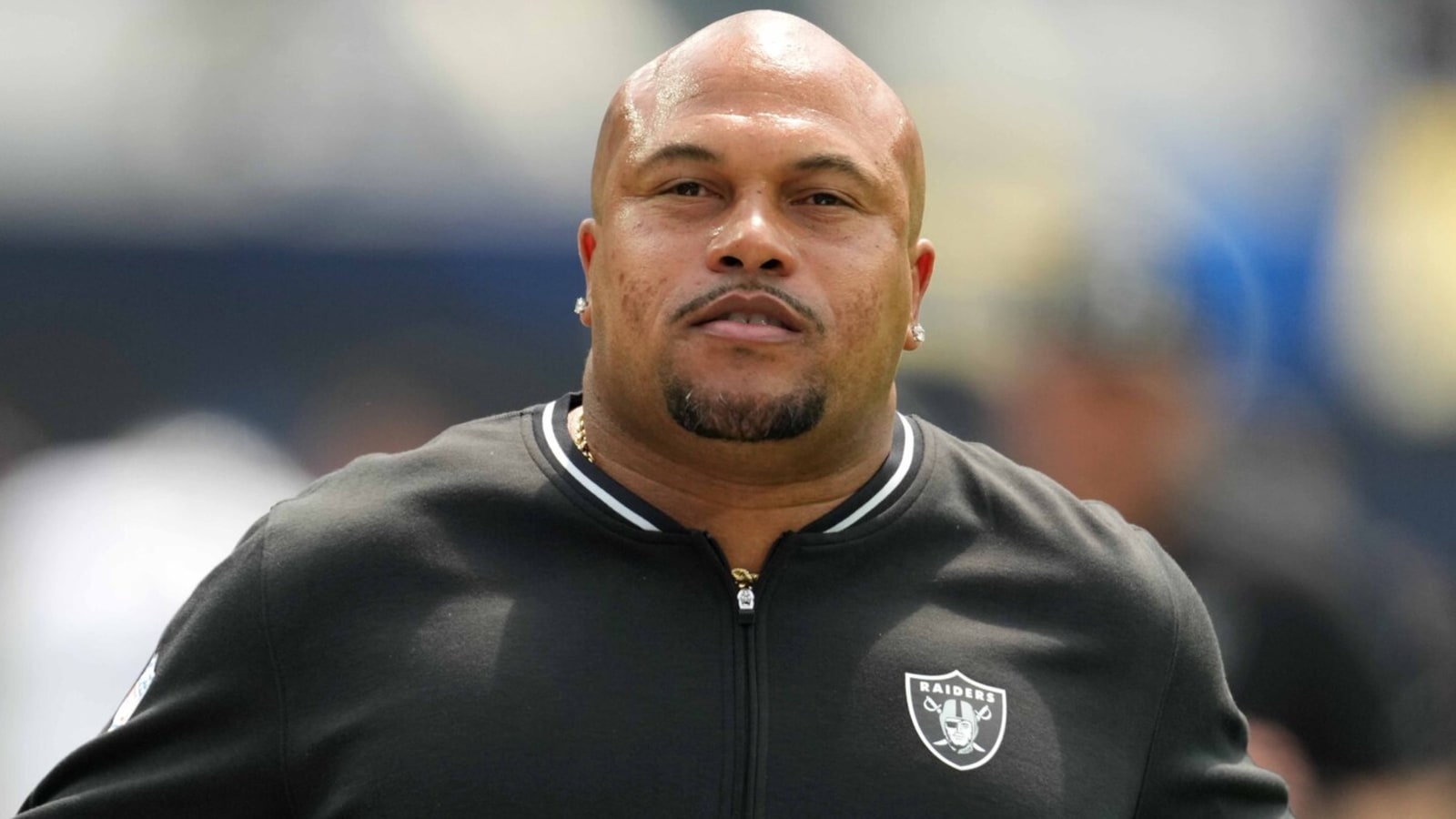 Raiders HC stands by head-scratching decision vs. Chargers 