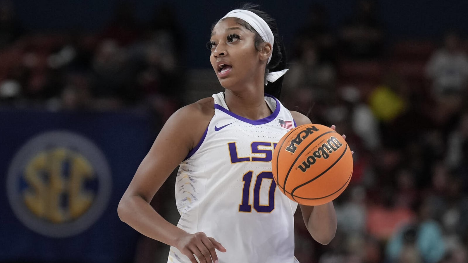 Watch: LSU women's team receives Kobe 6's