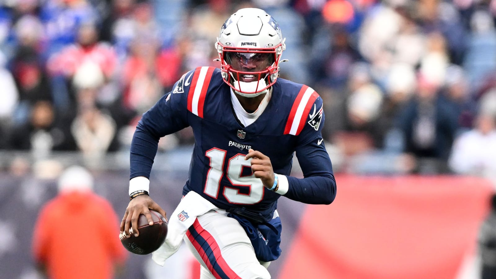 Patriots send high-upside backup QB to Cowboys