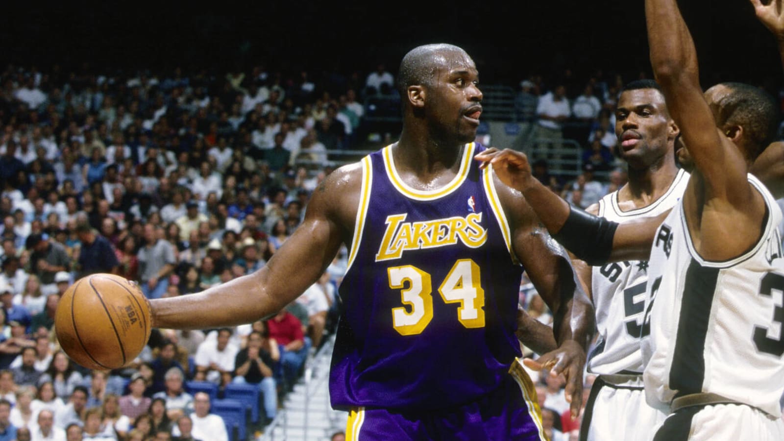 Shaquille O&#39;Neal Weights On Who Is Better Between Orlando Shaq And Lakers Shaq