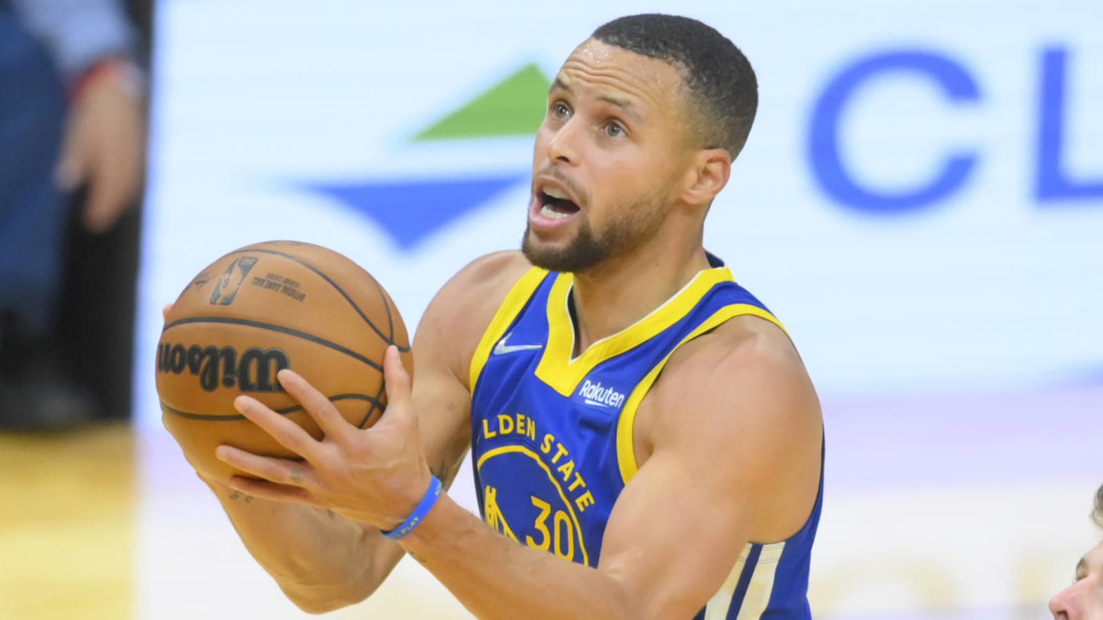 Stephen Curry, other Warriors out Friday vs. Pistons