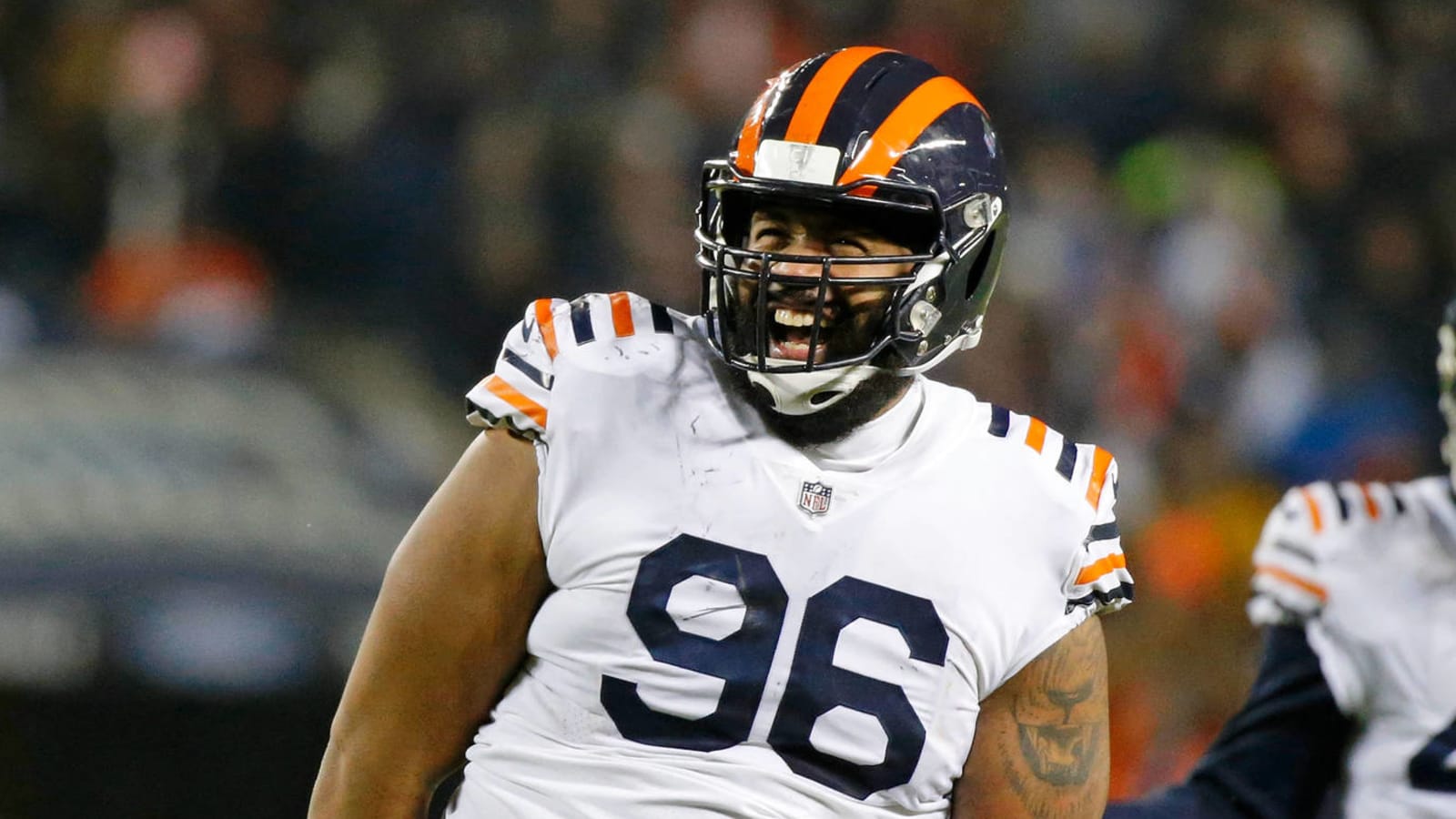 Akiem Hicks had funny reaction to Bears’ latest taunting penalty