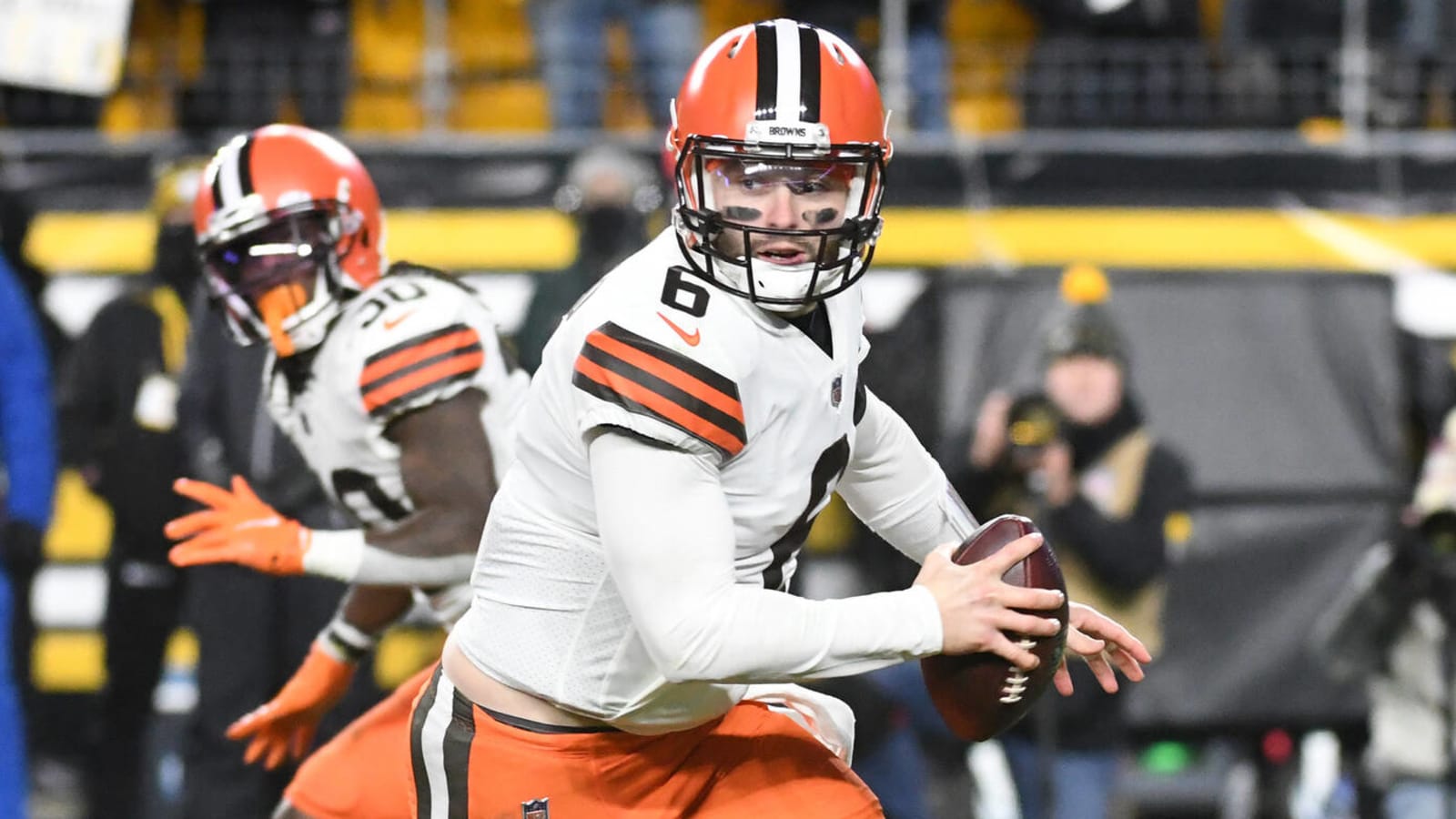 Baker Mayfield reportedly has strong interest in Colts