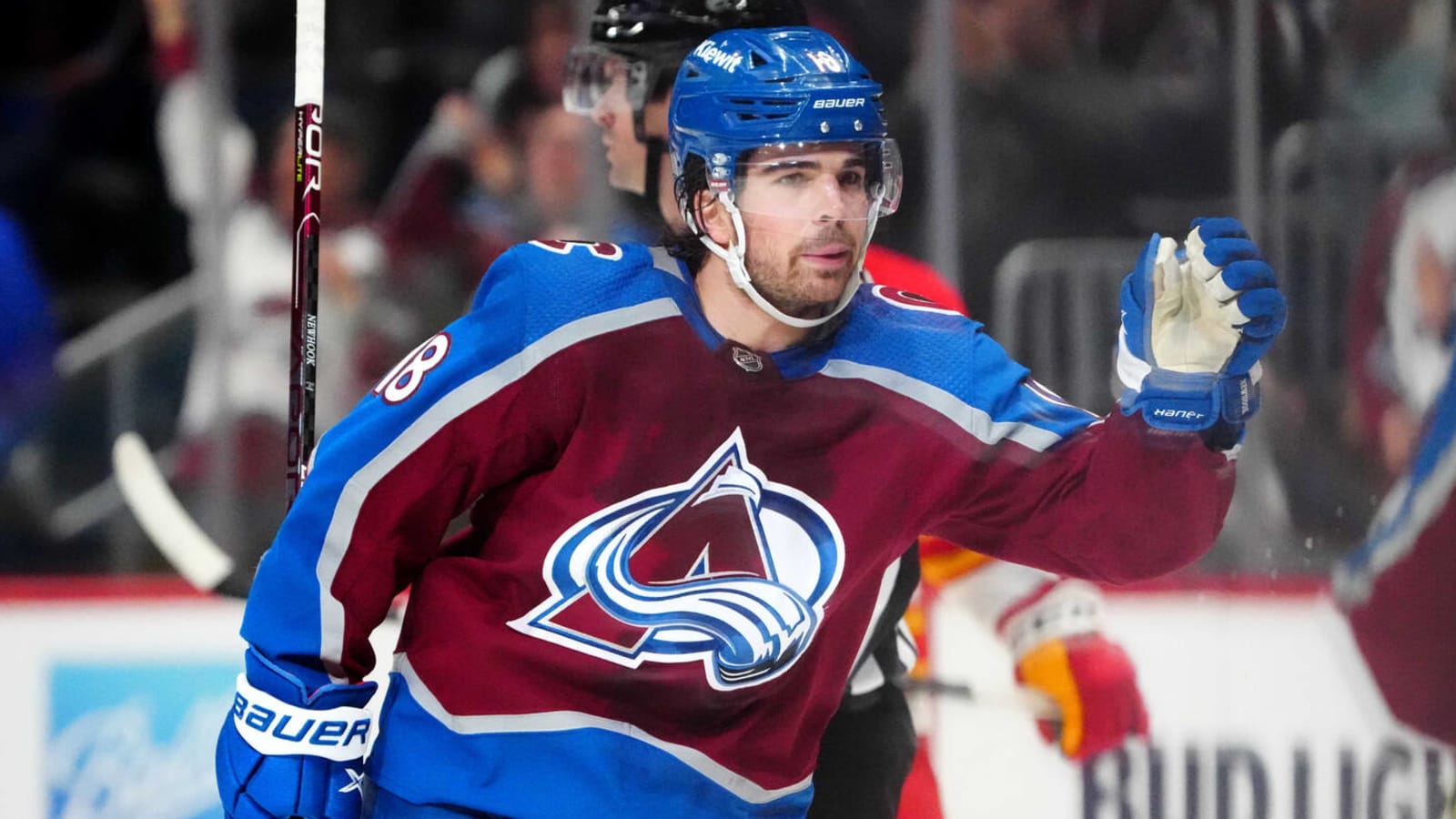 Canadiens acquire young forward from Avalanche