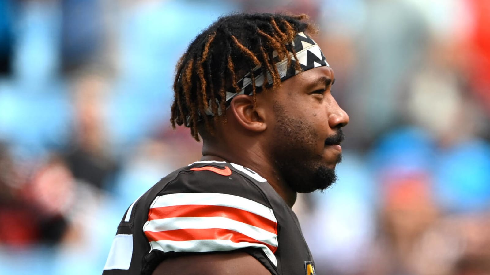 Browns' Myles Garrett discharged from hospital Monday night