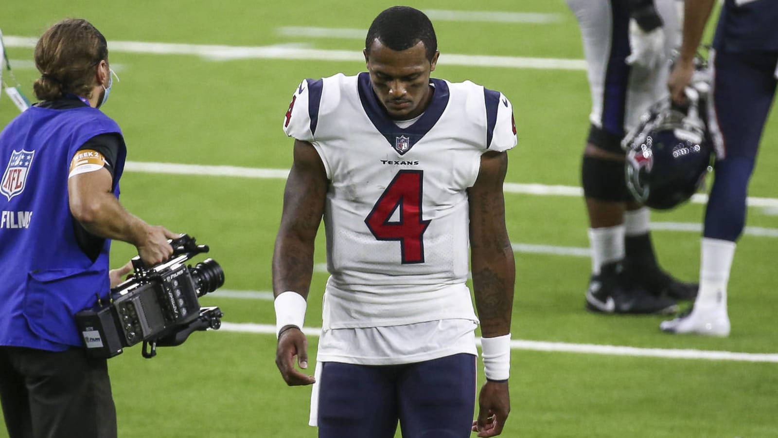 Report: Beats by Dre ends relationship with Deshaun Watson