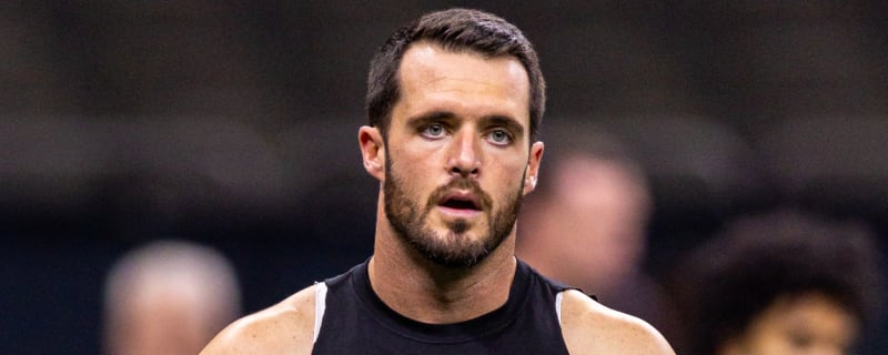 Saints QB Derek Carr leaves 'MNF' with oblique injury