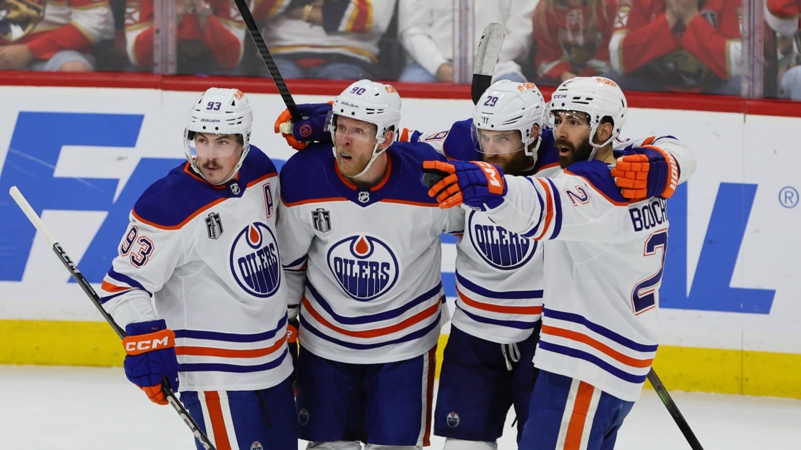 Leon Draisaitl discusses Oilers’ strong team culture attracting former rivals like Corey Perry