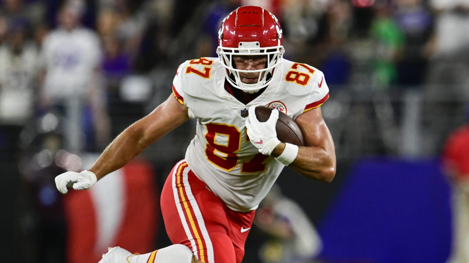 Travis Kelce on Chiefs' rough start: 'You have to be concerned, right?'