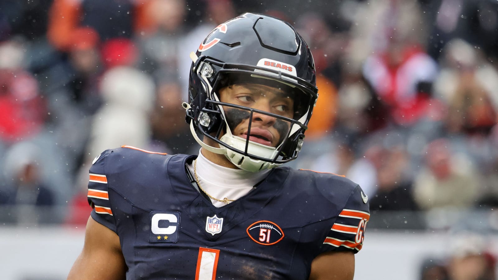 Analyst blames Justin Fields for Bears' instability
