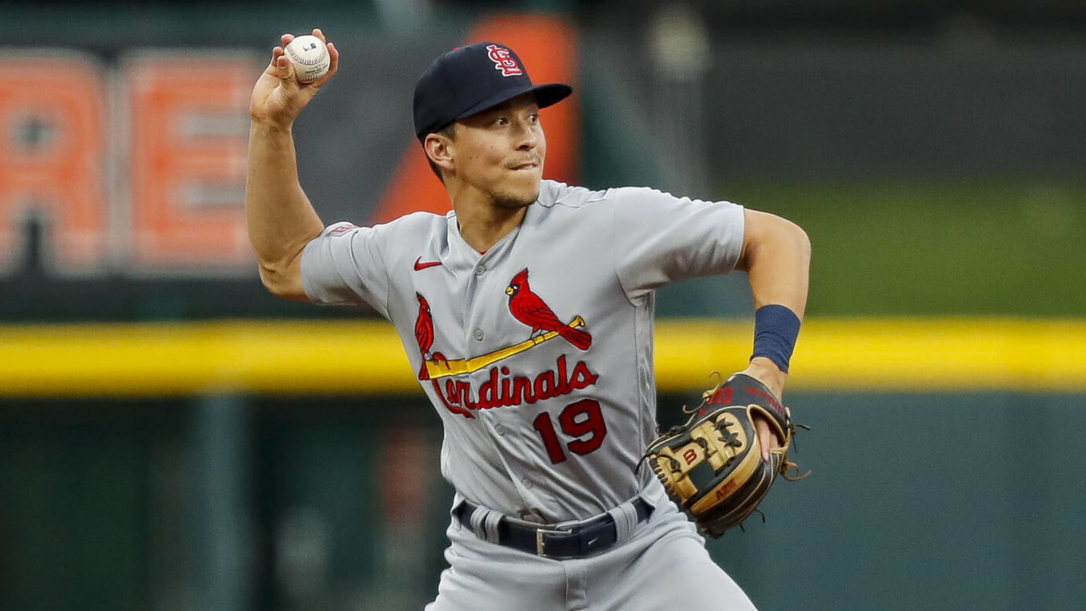 St. Louis Cardinals' Tommy Edman should stop switch-hitting
