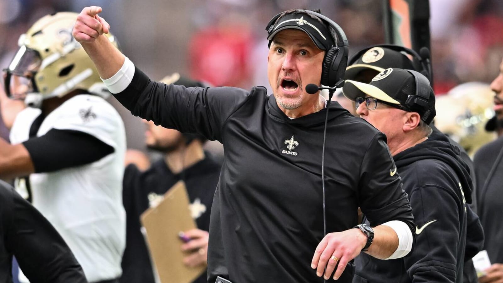 Saints coach blames one player for controversial play