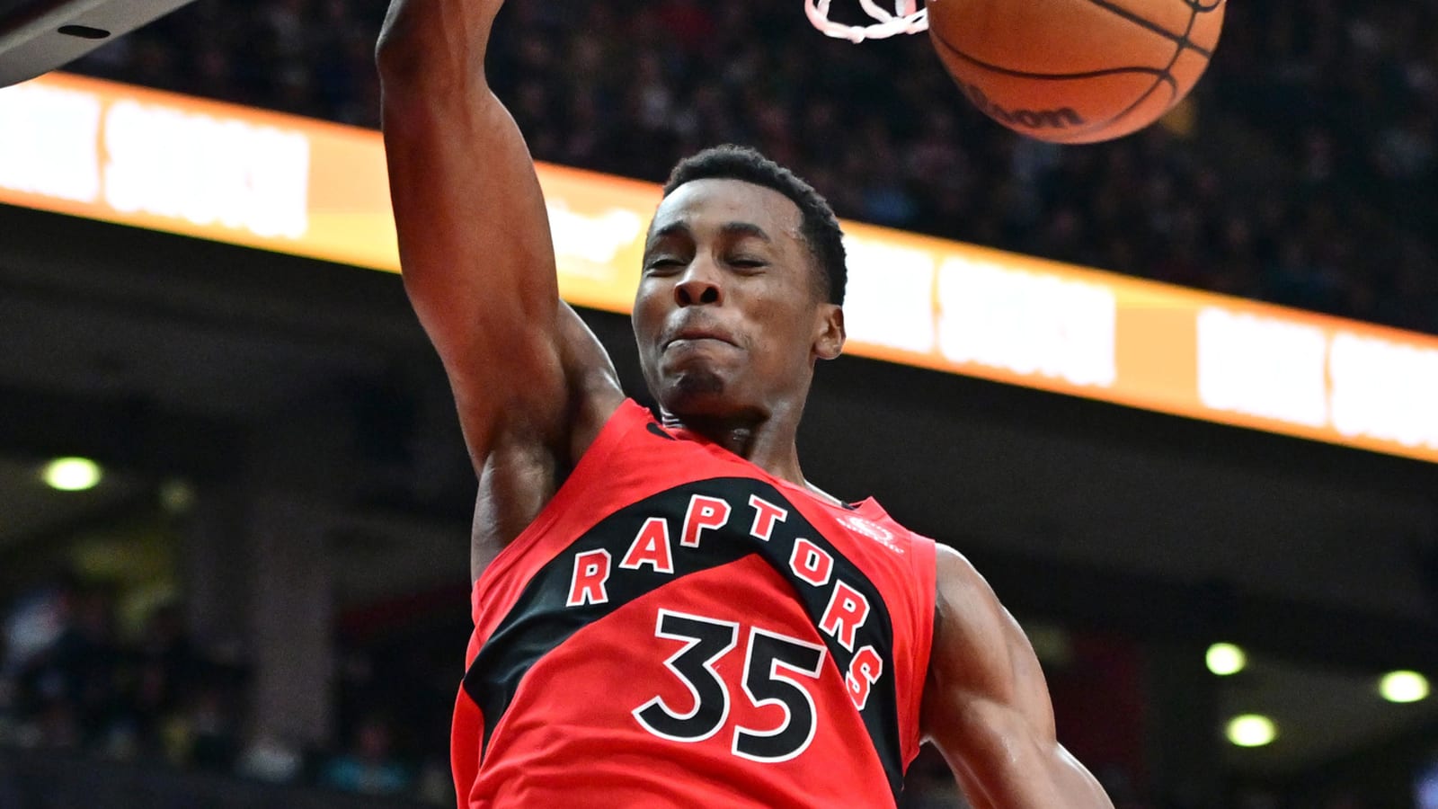 Lakers' Christian Koloko gets medical clearance from NBA