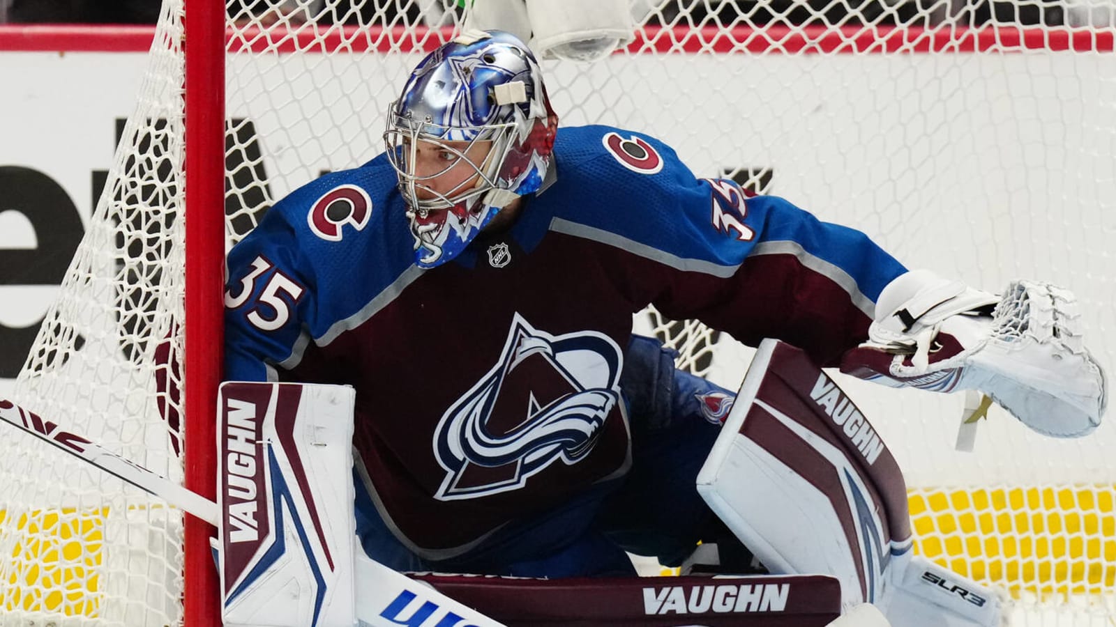 Avalanche goalie Darcy Kuemper exits Game 1 with upper-body injury