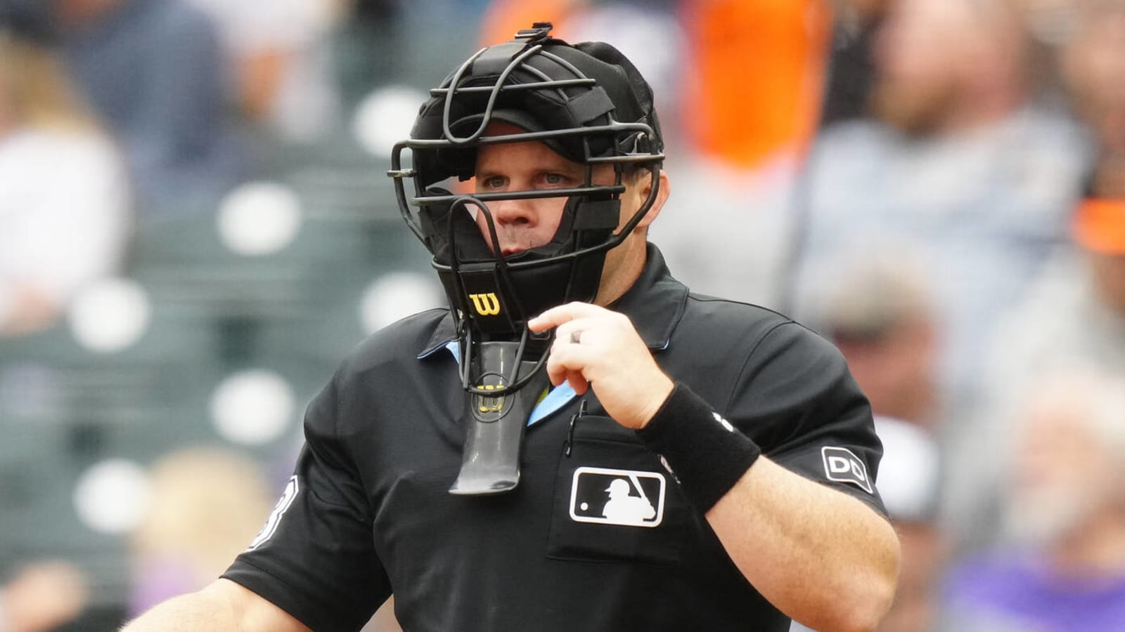 Does MLB need robot umpires?