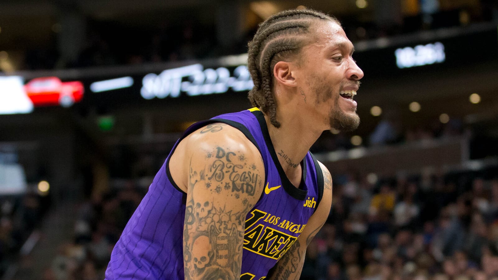 Ex-NBA No. 2 pick arrested for trying to board plane with marijuana