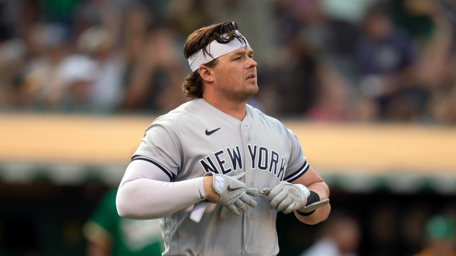 Yankees place 1B Luke Voit on IL with knee injury