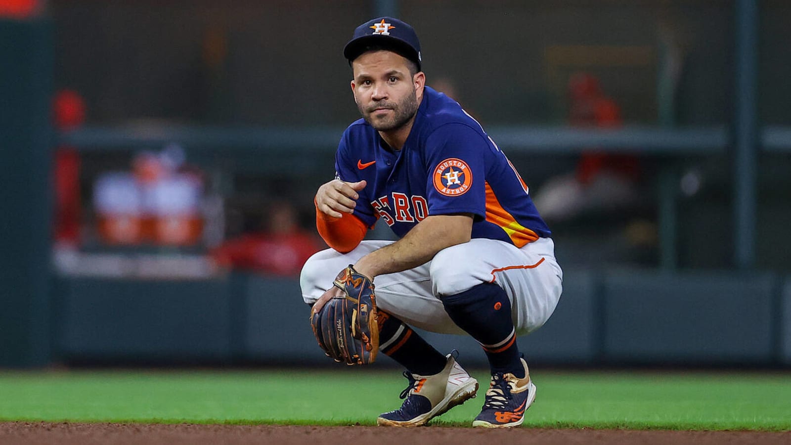 Astros' GM says Jose Altuve should be with team 'for life'