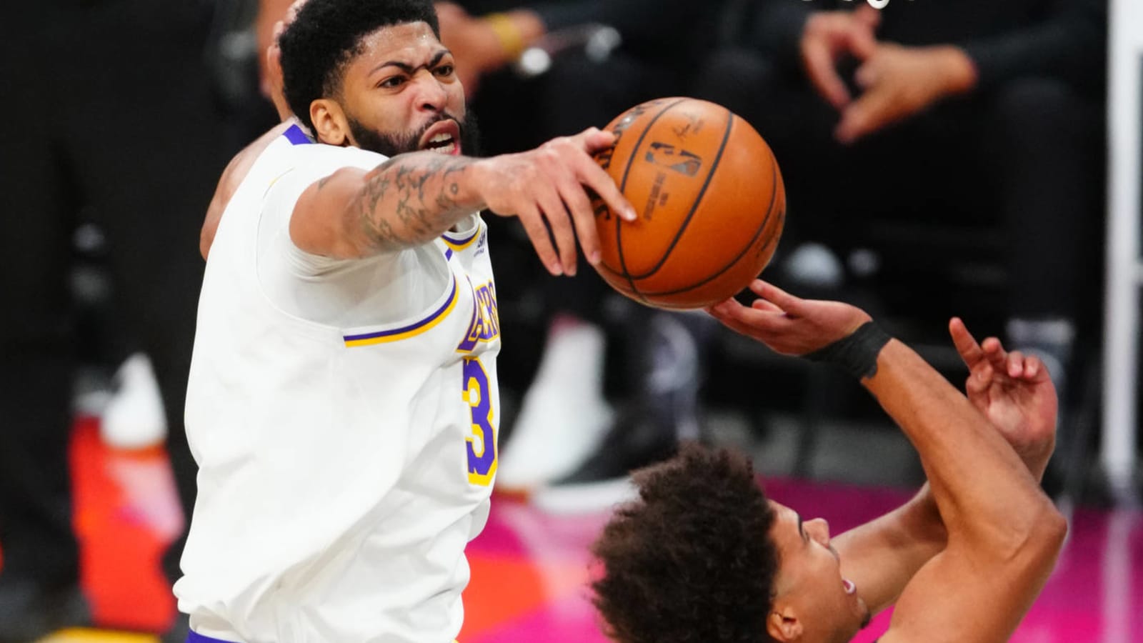 Lakers’ Anthony Davis puts himself on blast after horrible Game 1 performance