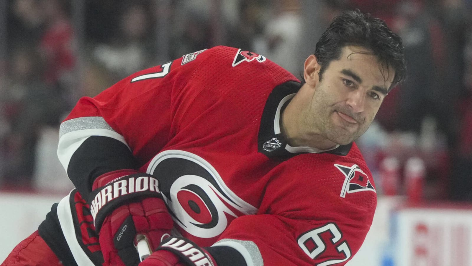 Hurricanes' Max Pacioretty suffers lower-body injury