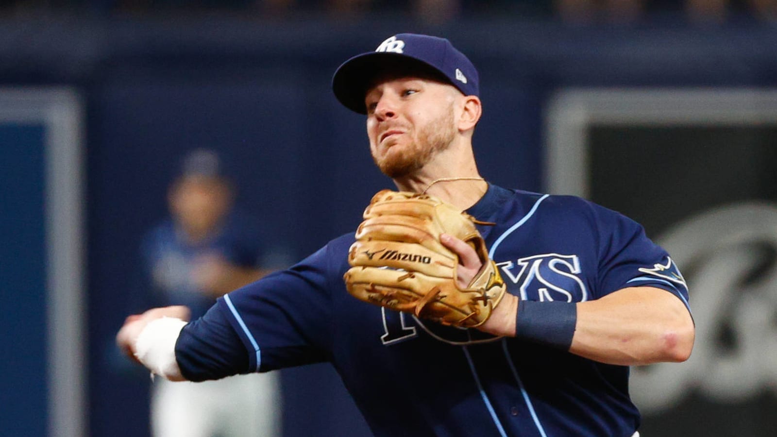 Brewers acquire veteran utilityman Mike Brosseau from Rays