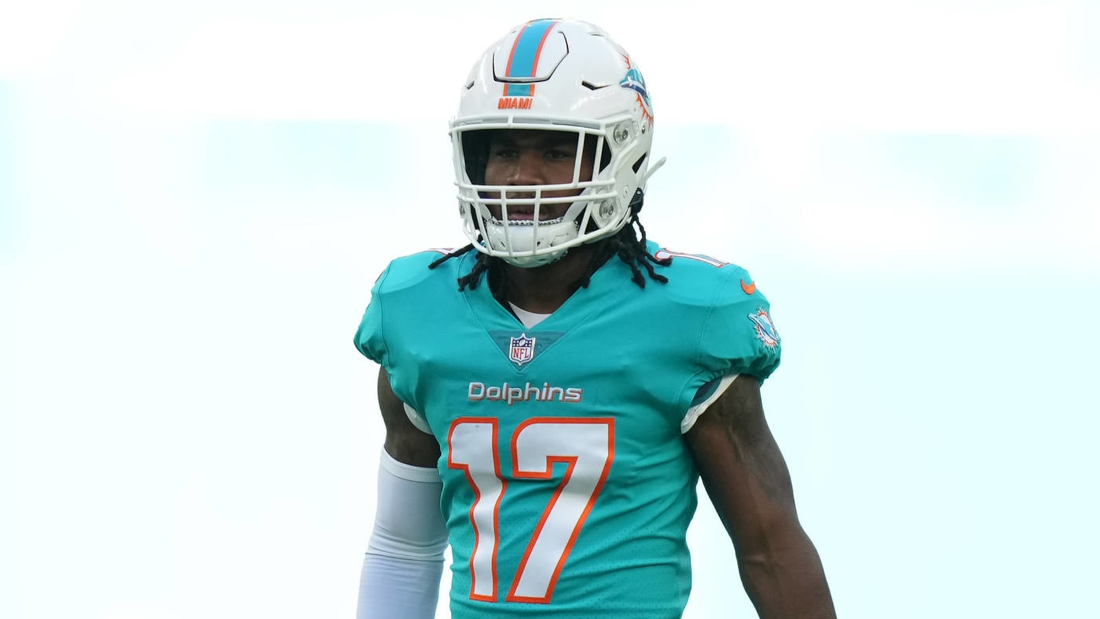 Jaylen Waddle: Dolphins rookie overcomes injury scare against Falcons