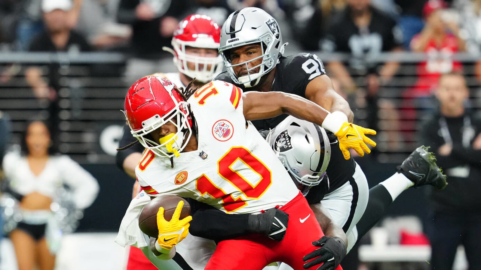 Watch: Raiders score back-to-back defensive TDs